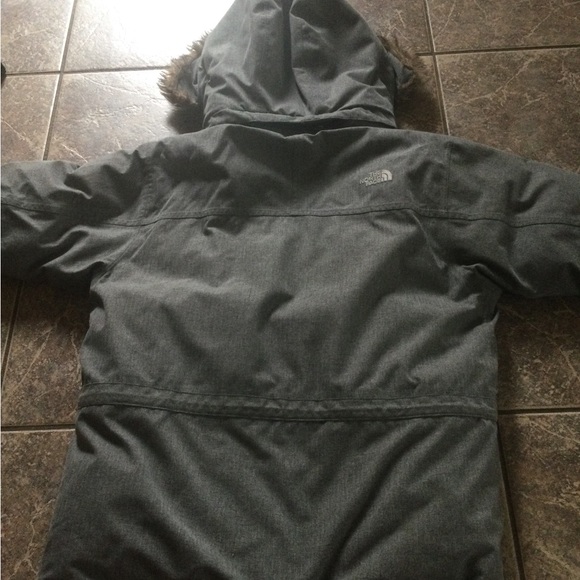 Pre own Boy’s winter coat NORTHFACE - Picture 5 of 6